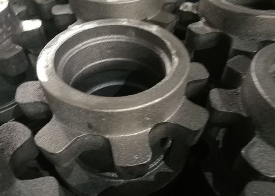 Высококачественная отливка из высокопрочного чугуна с шаровидным графитом, отлитая в песчаные формы, с фланцевым концом, доступна услуга OEM